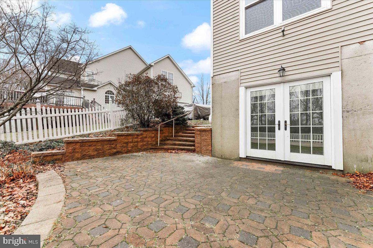 VALLEYBROOKE CHASE - Residential