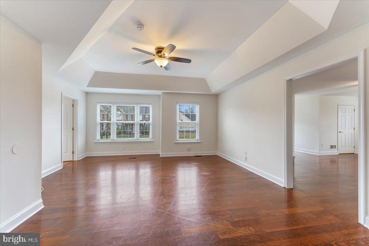 VALLEYBROOKE CHASE - Residential