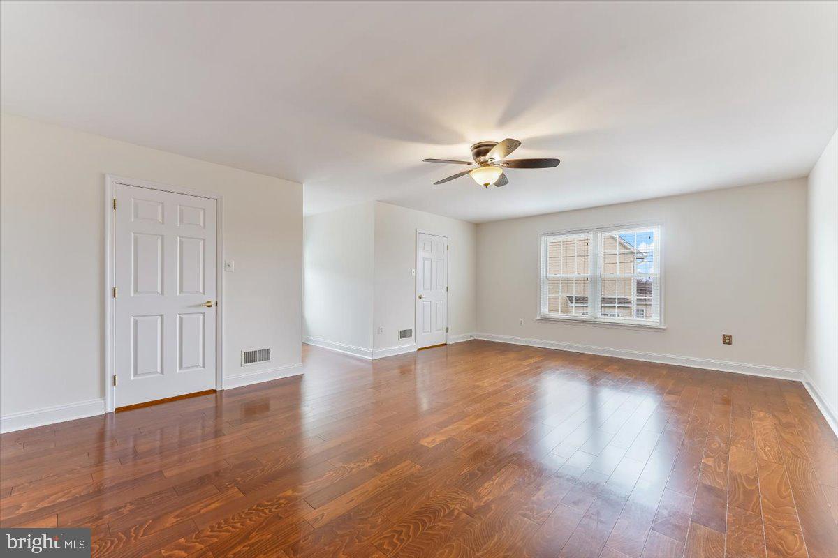 VALLEYBROOKE CHASE - Residential