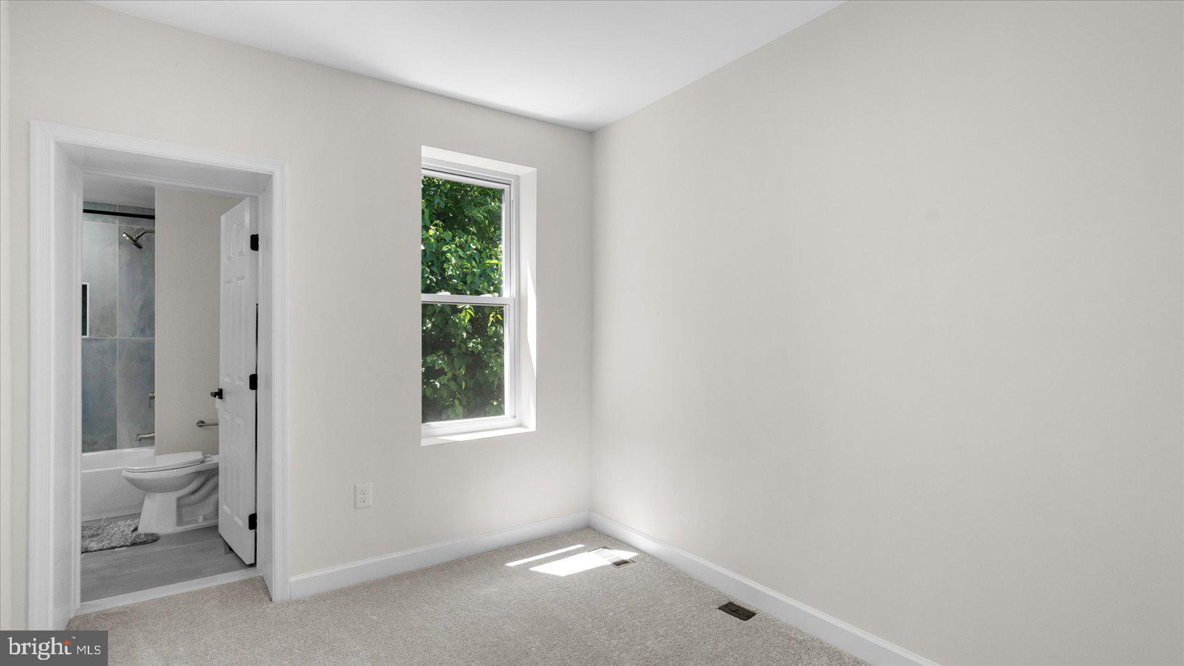 MONDAWMIN - Residential