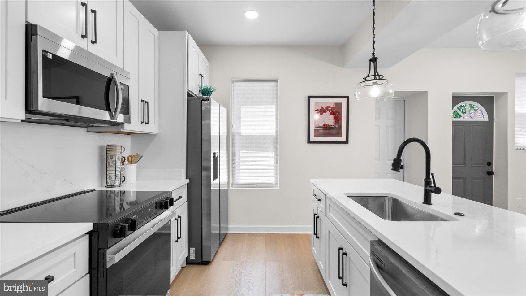 MONDAWMIN - Residential
