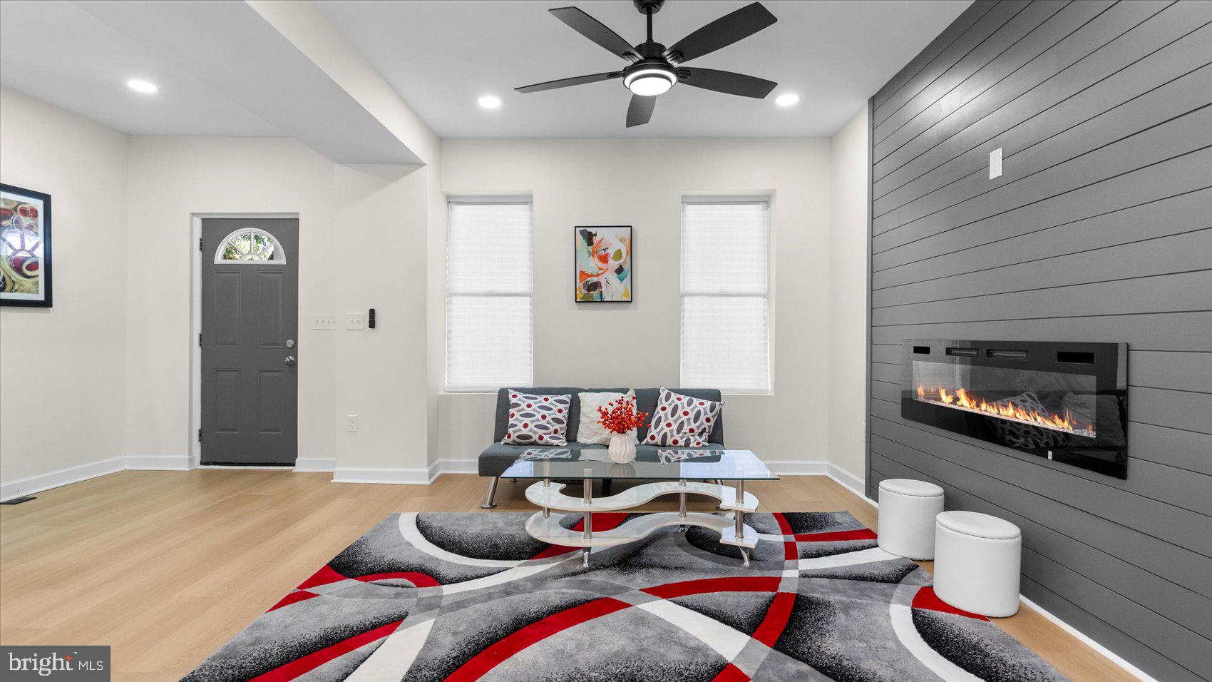 MONDAWMIN - Residential