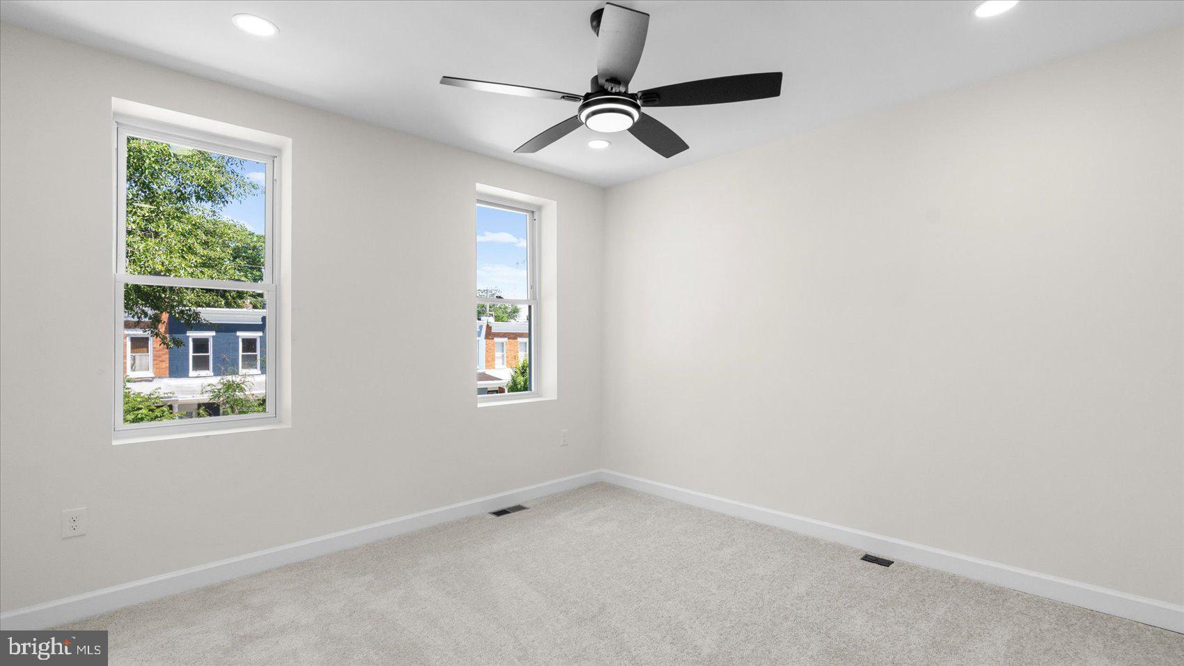 MONDAWMIN - Residential