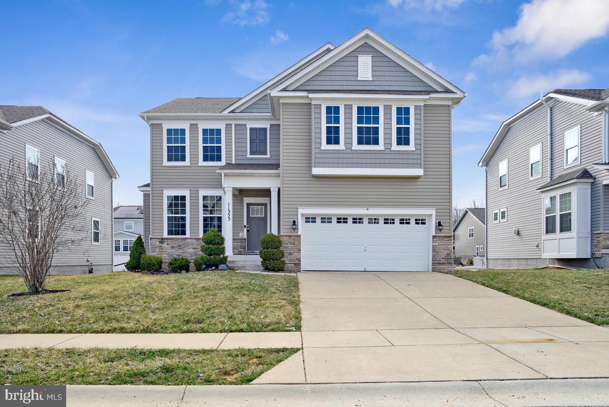 Beautifully maintained single-family home offering spacious and modern living. The main level features an open floor plan with hardwood flooring, a bright entryway, and a large living area that flows seamlessly into the kitchen and family room. The gourmet kitchen includes granite countertops, stainless steel appliances, a large center island, and ample cabinet space, perfect for entertaining and everyday living.

Upstairs, you will find a generously sized loft, bedrooms, including a spacious primary suite with abundant natural light. The finished basement provides additional living space ideal for a recreation room, home office, or gym.

Enjoy the convenience of an upper-level laundry room and a two-car garage. The backyard offers open space for outdoor relaxation and gatherings. Conveniently located near shopping, dining, commuter routes, and local amenities.

This home combines comfort, space, and modern finishes, ready for its next owner to move right in.