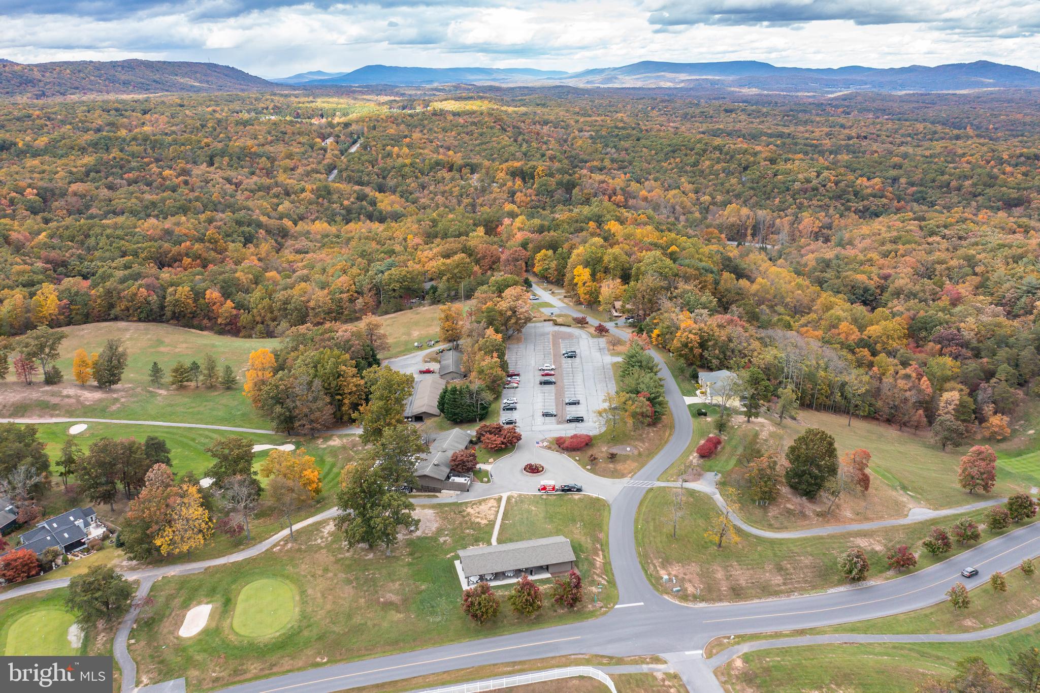 THE WOODS RESORT - Residential