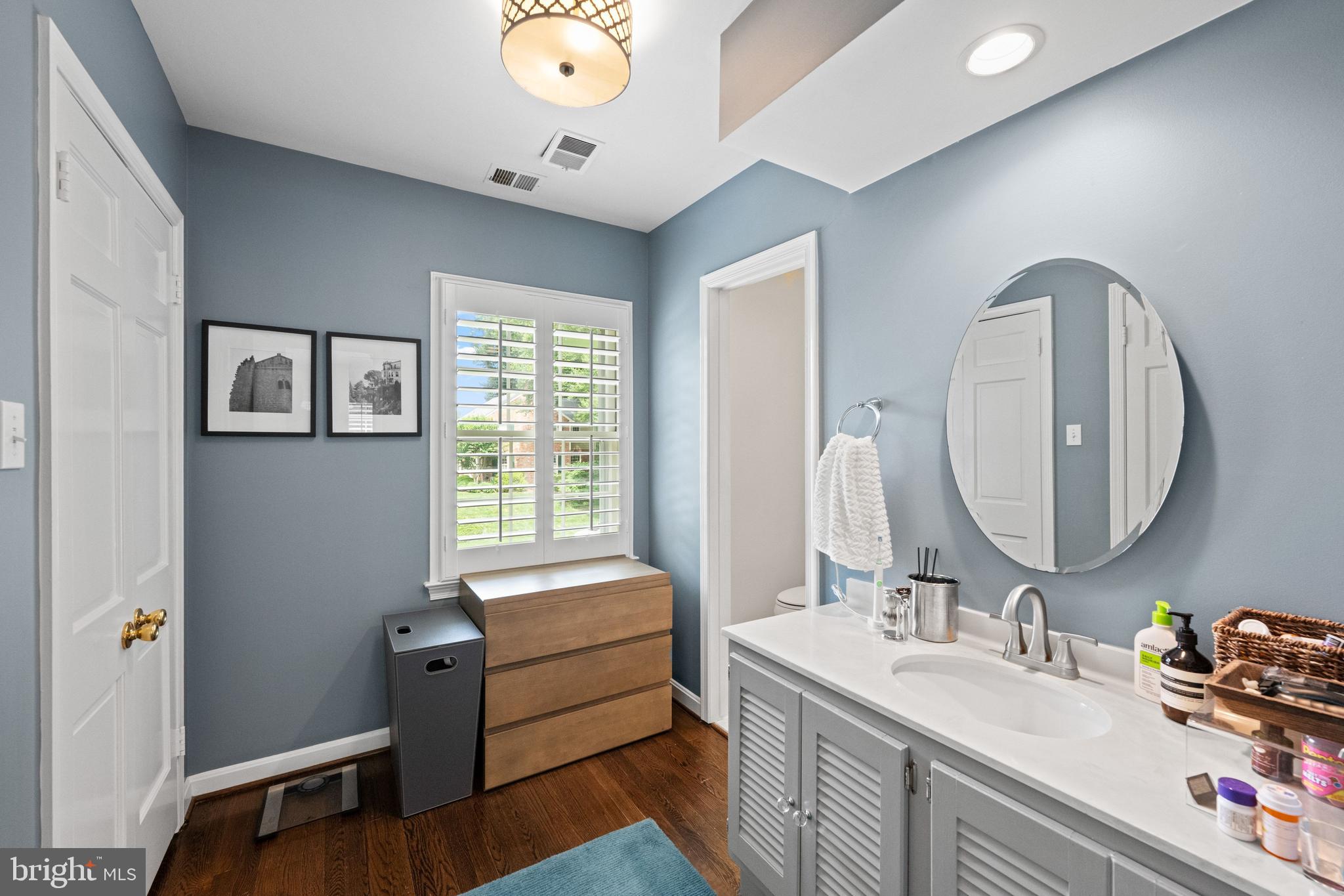 RIVER FALLS - Residential