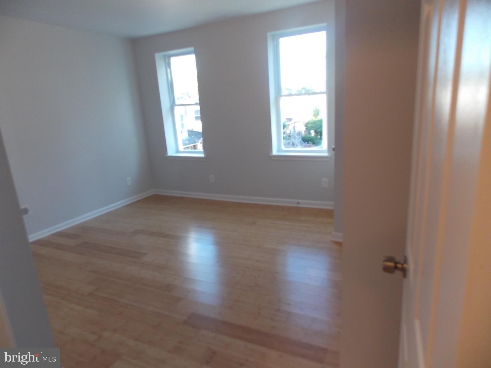 MILL CREEK - Residential