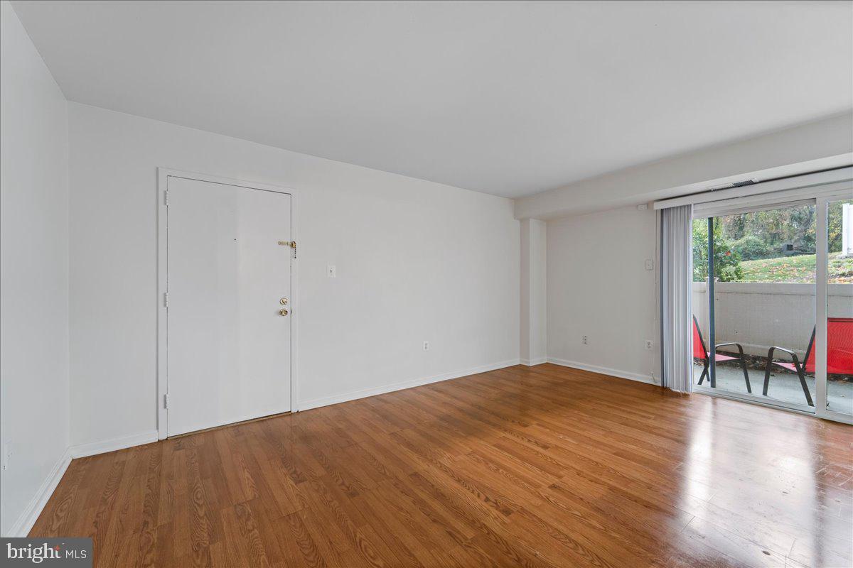 BOLLING BROOK - Residential Lease