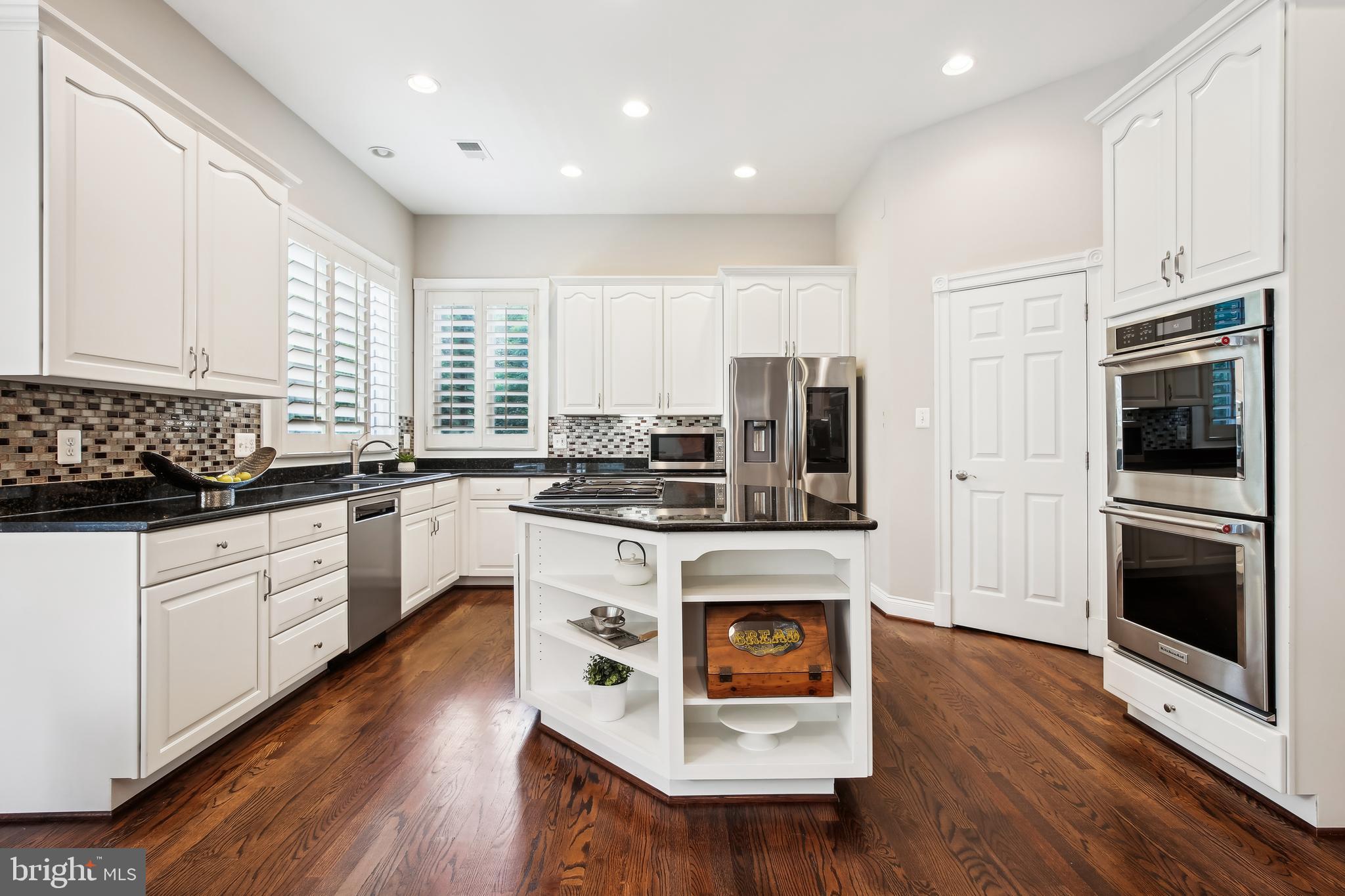 BROWNS MILL FOREST - Residential