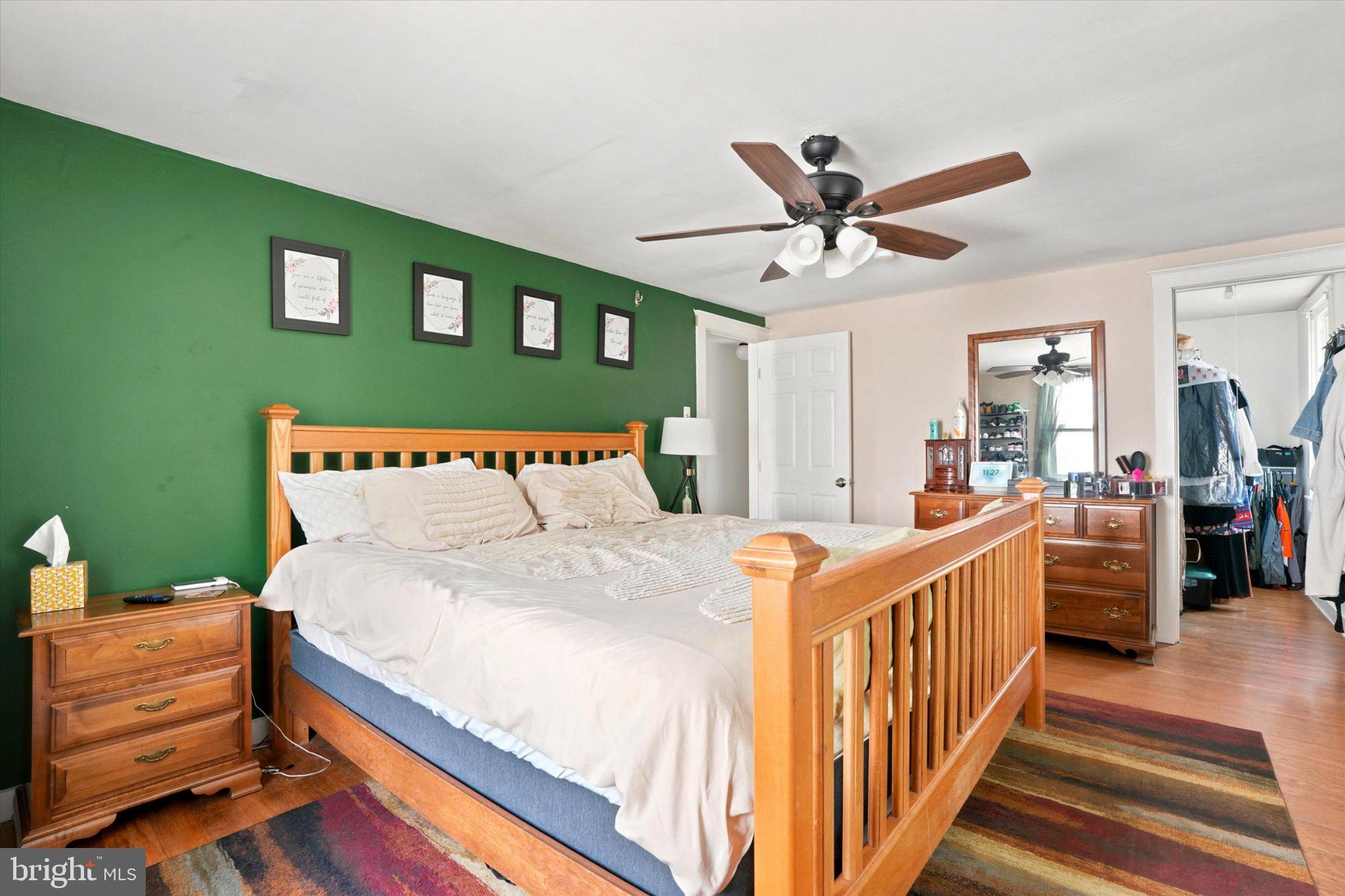 ROSLYN - Residential