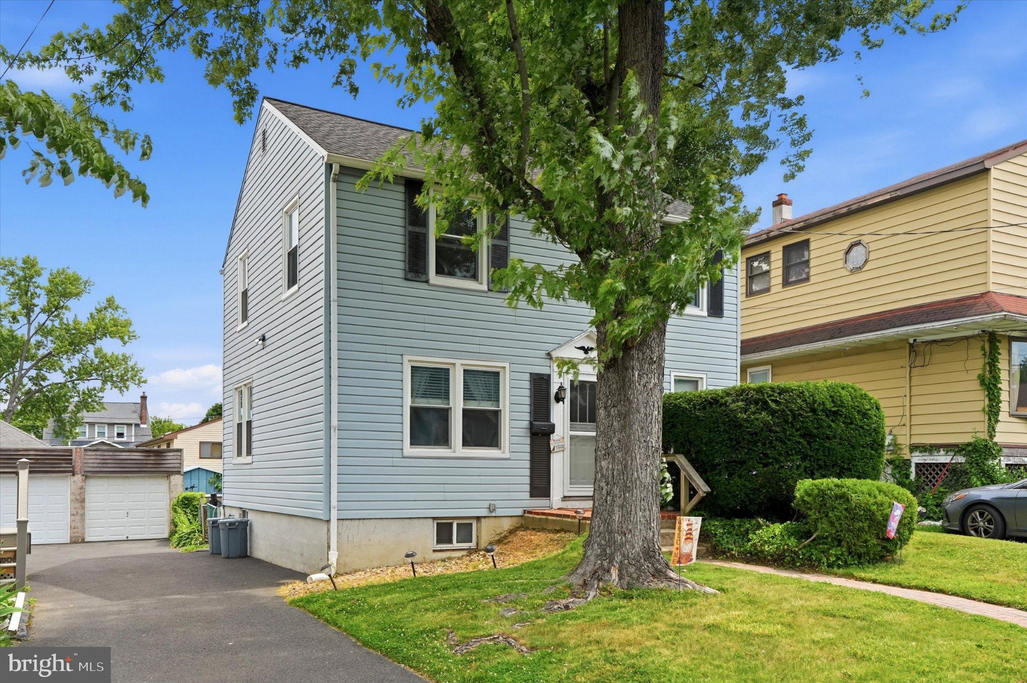 ROSLYN - Residential