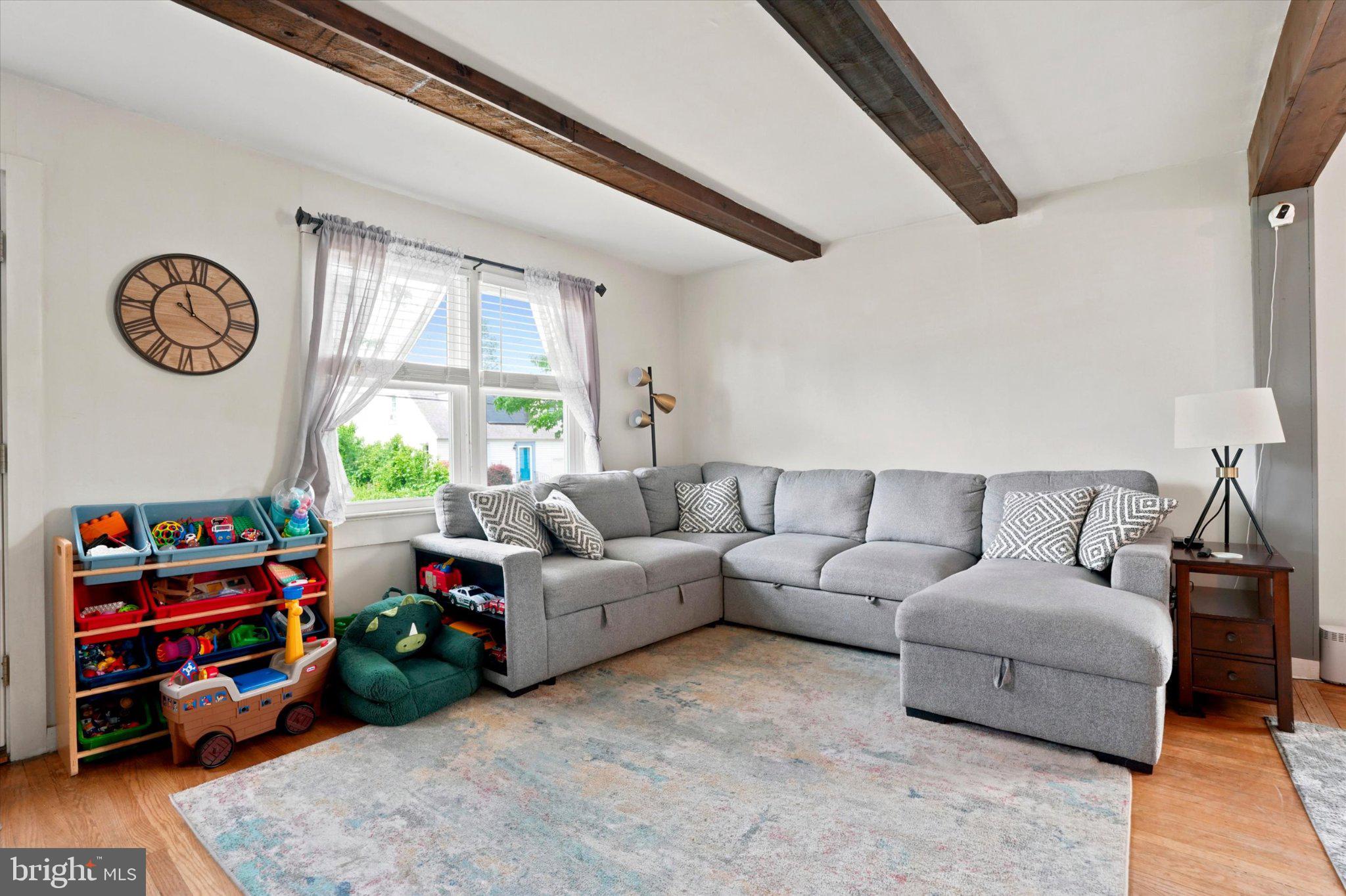 ROSLYN - Residential