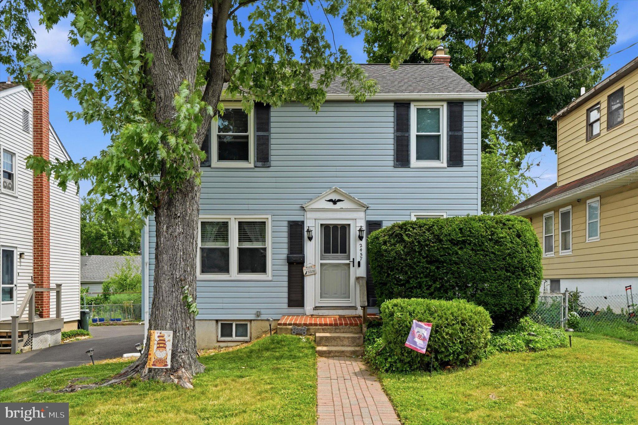 ROSLYN - Residential