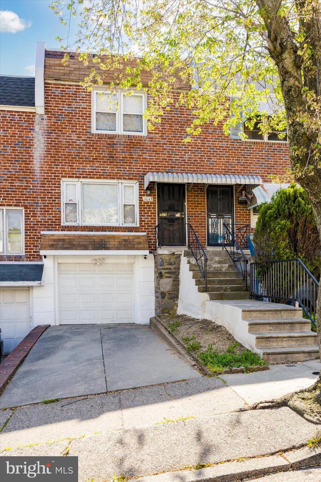 FERN ROCK - Residential Lease
