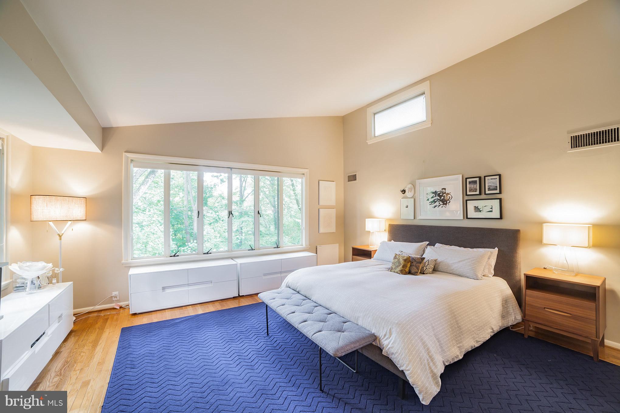 POPLAR HILL - Residential