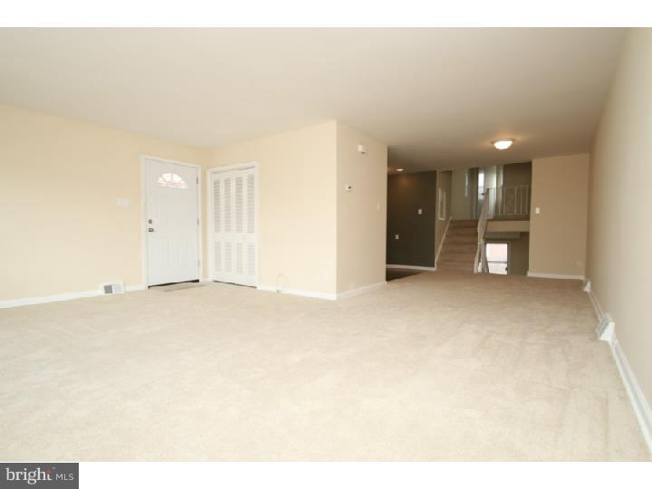 HOLME CIRCLE - Residential