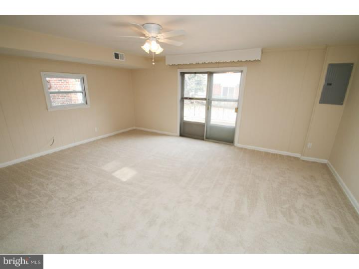 HOLME CIRCLE - Residential