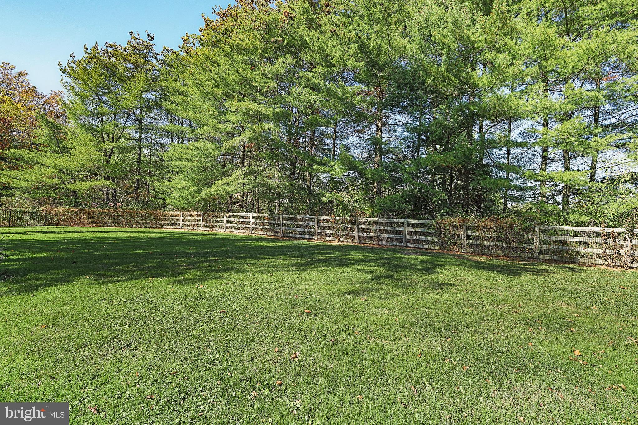 HUNTINGTON TOWNSHIP - Residential