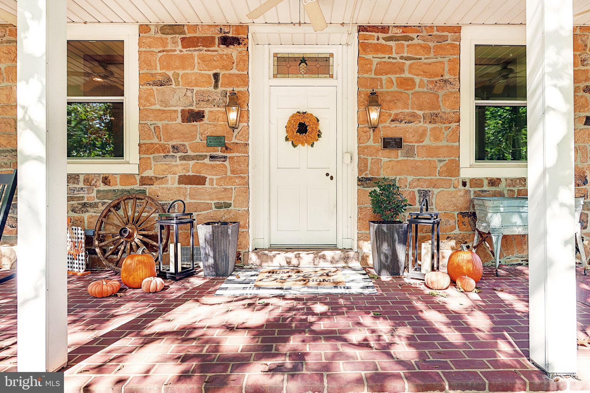 HUNTINGTON TOWNSHIP - Residential