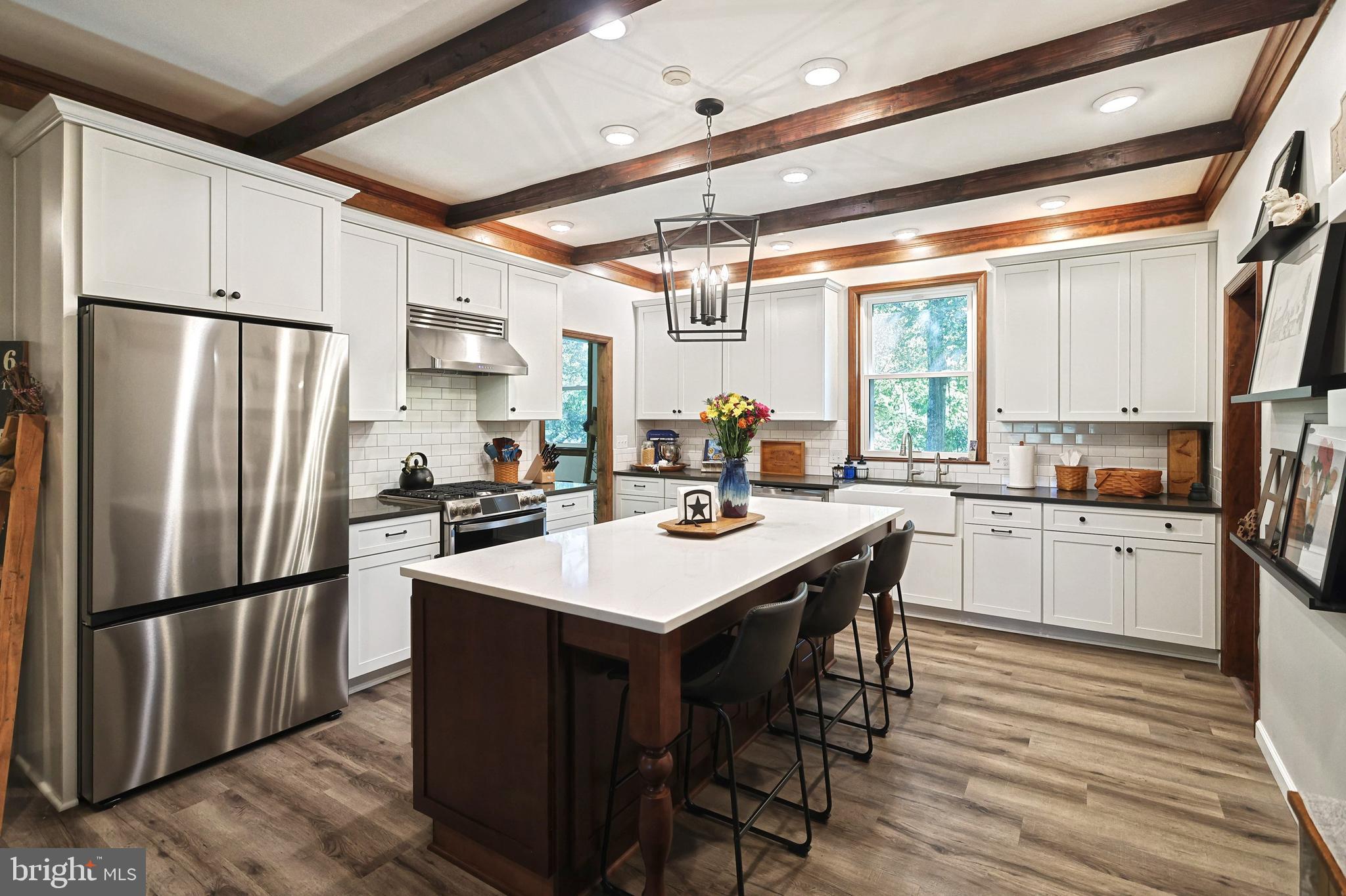 HUNTINGTON TOWNSHIP - Residential