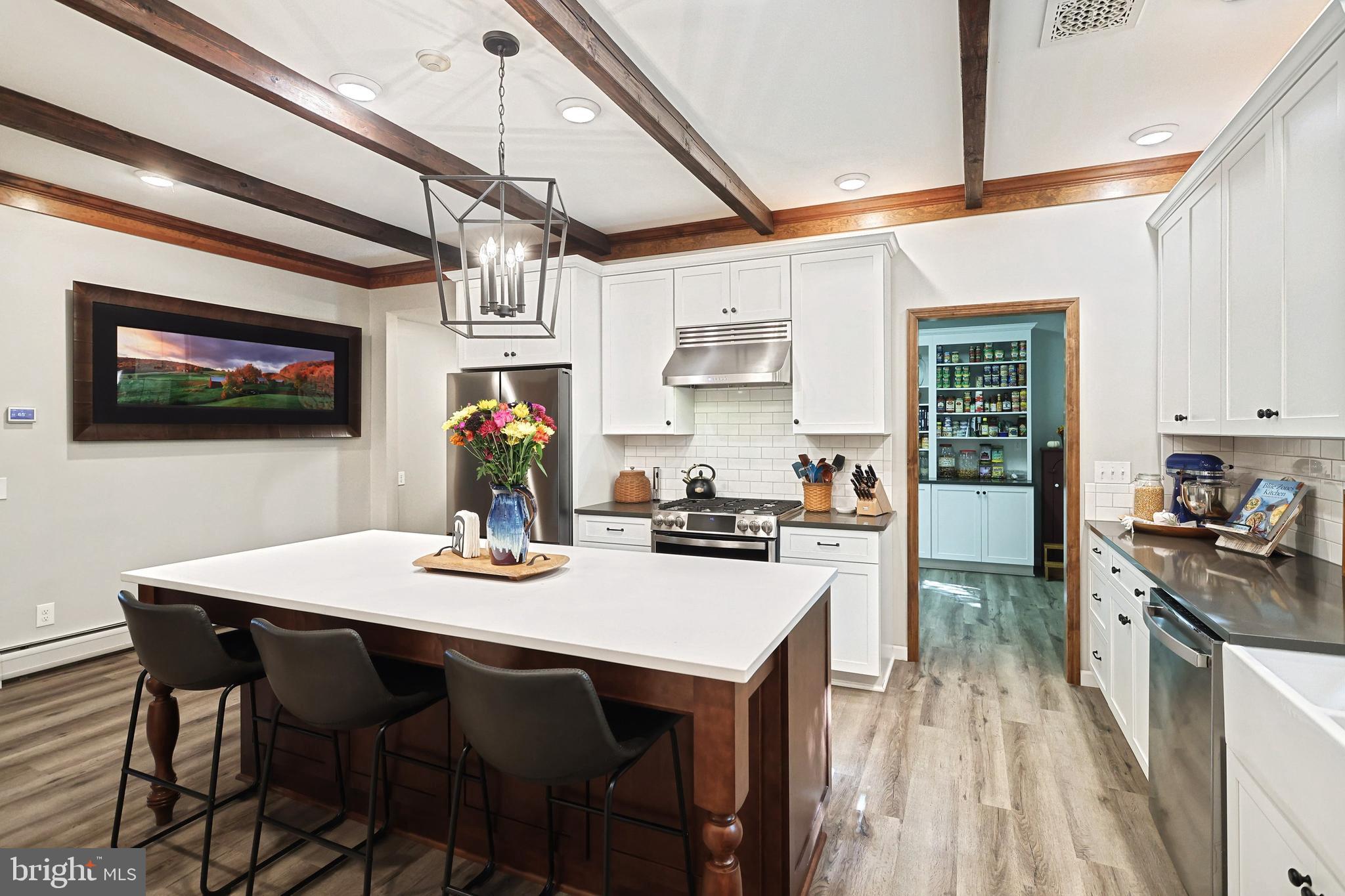 HUNTINGTON TOWNSHIP - Residential