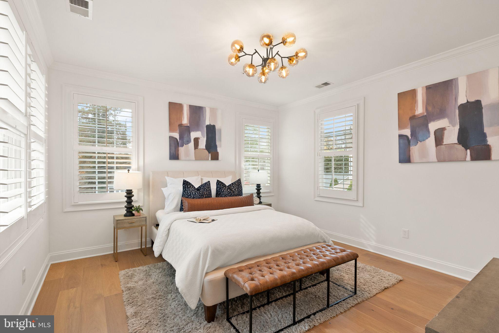 ROCK CREEK KNOLLS - Residential