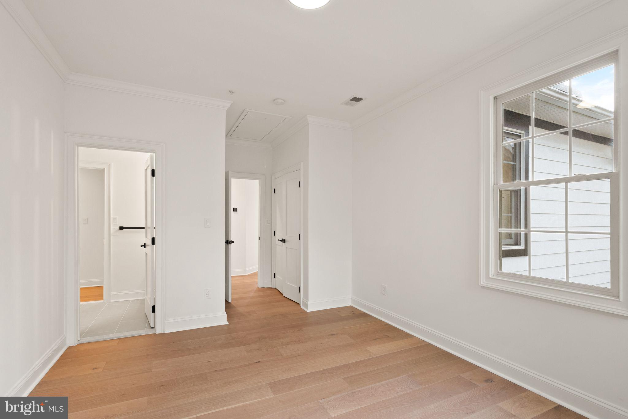 ROCK CREEK KNOLLS - Residential