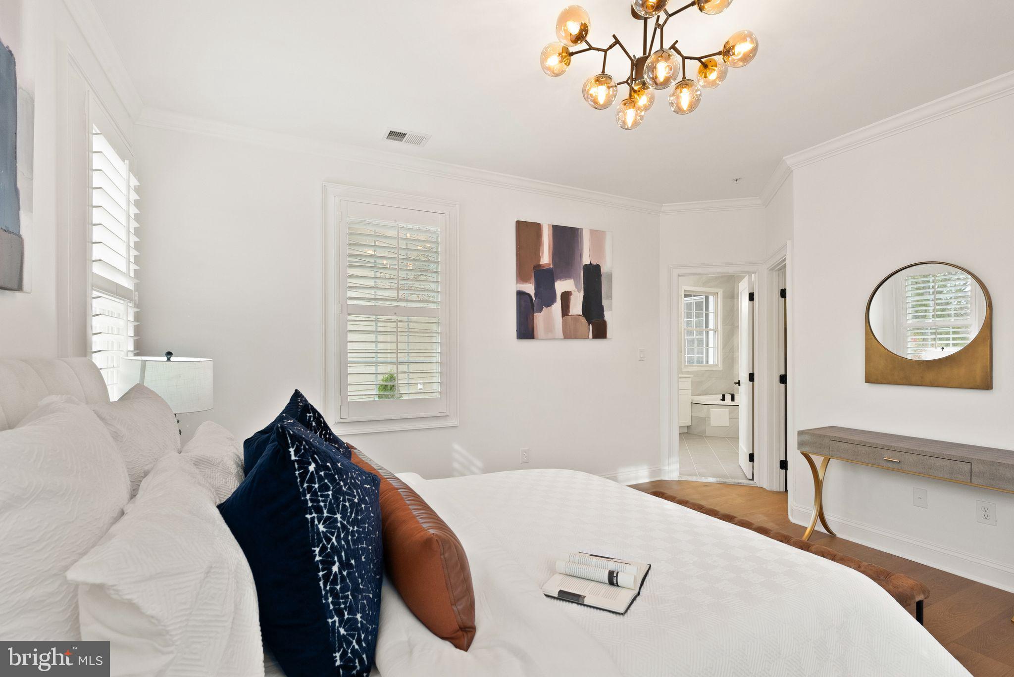 ROCK CREEK KNOLLS - Residential