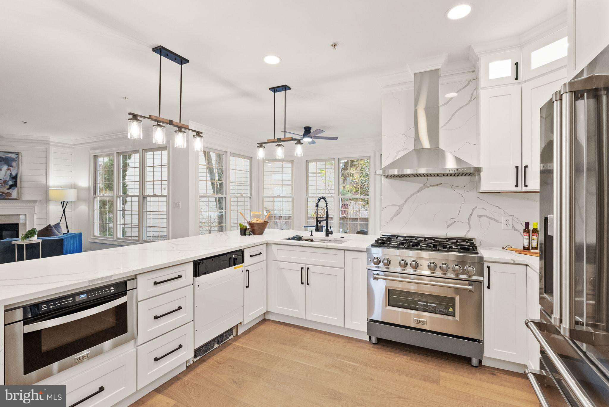 ROCK CREEK KNOLLS - Residential