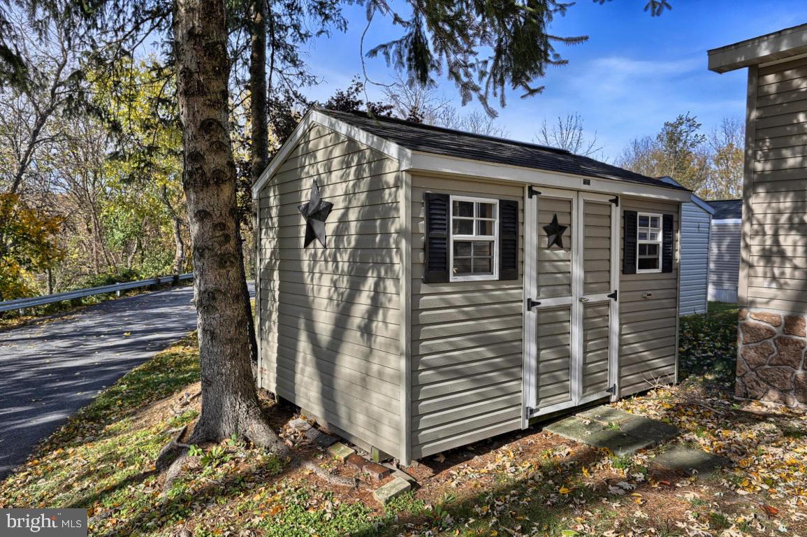 GREEN ACRES - Residential