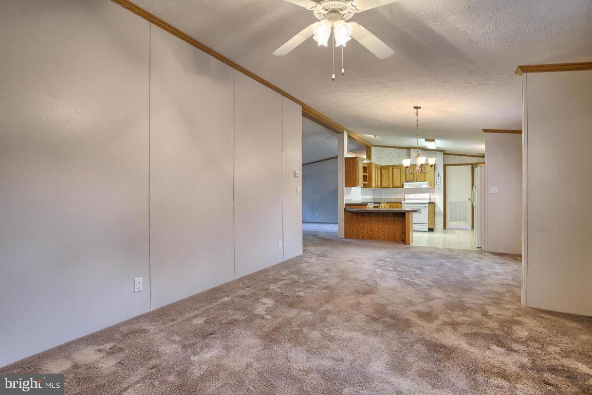 GREEN ACRES - Residential