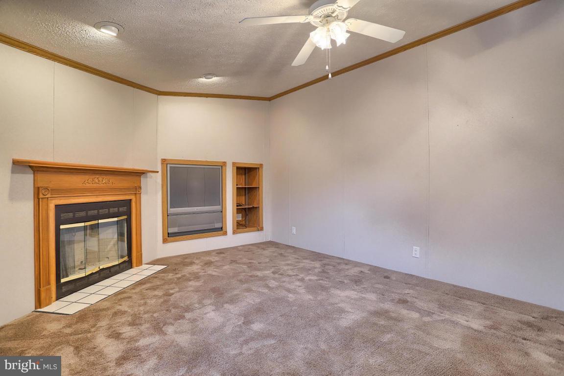 GREEN ACRES - Residential