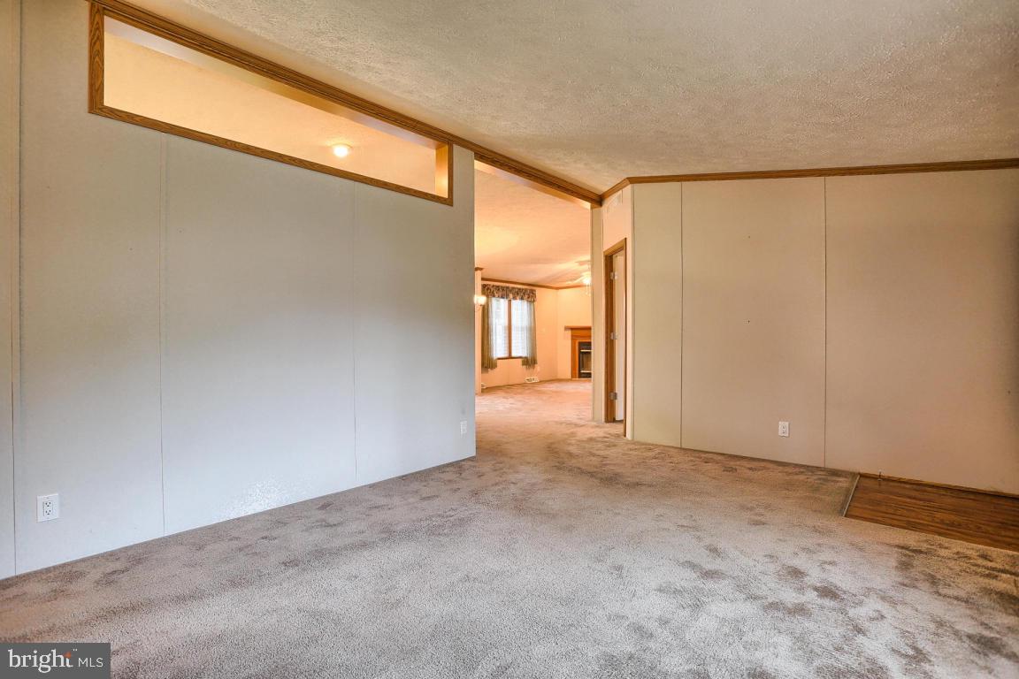 GREEN ACRES - Residential
