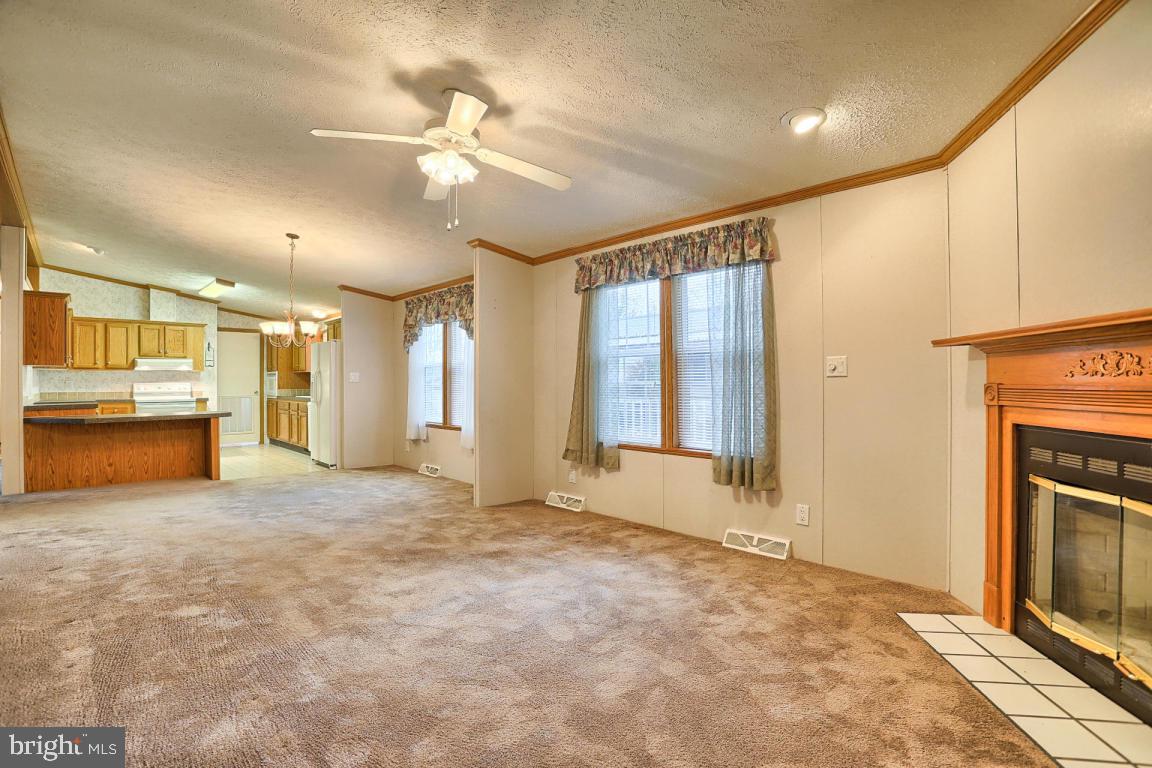 GREEN ACRES - Residential