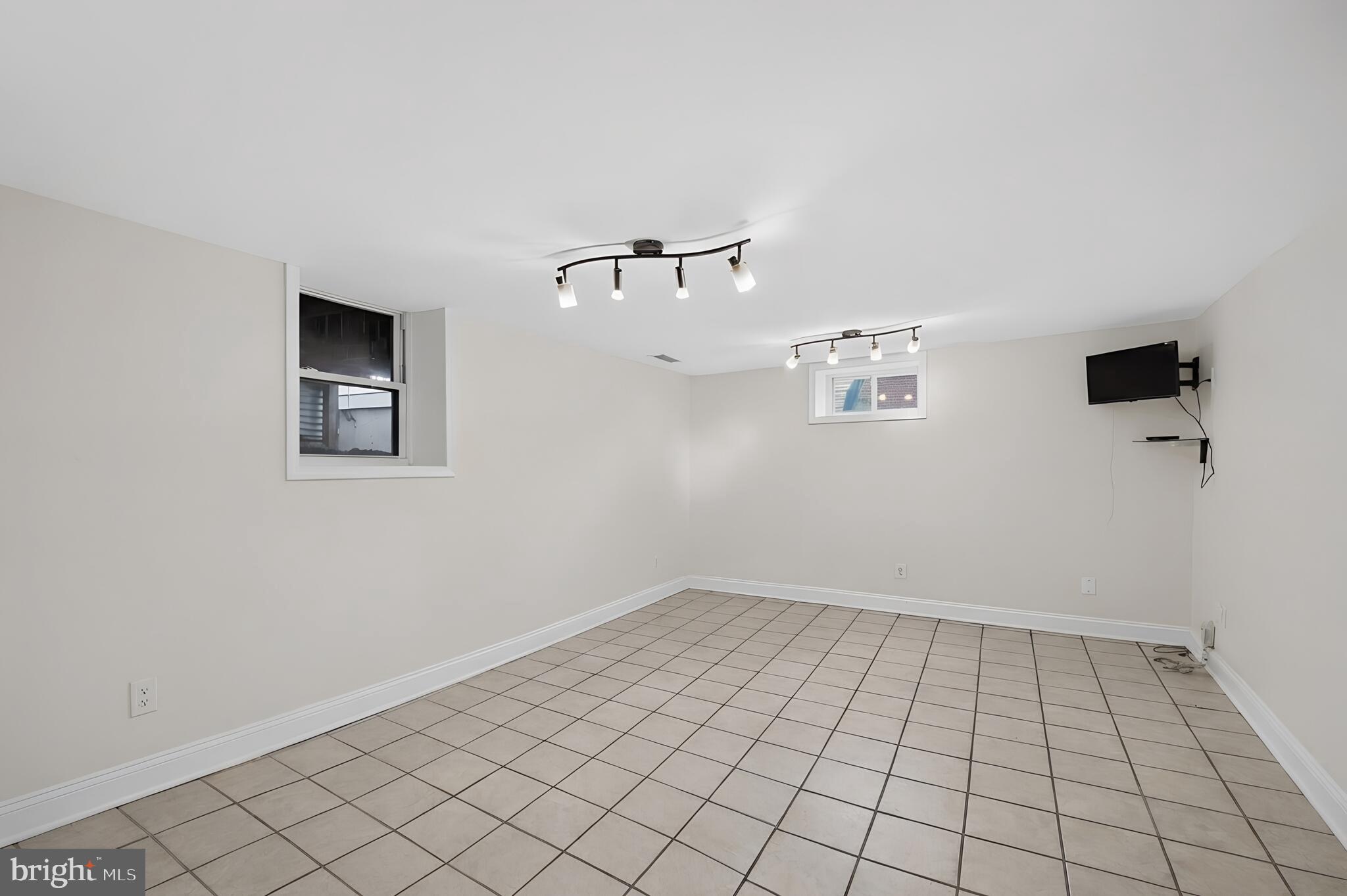 WESTMORE GARDENS - Residential