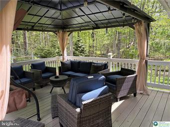 POCONO FARMS - Residential