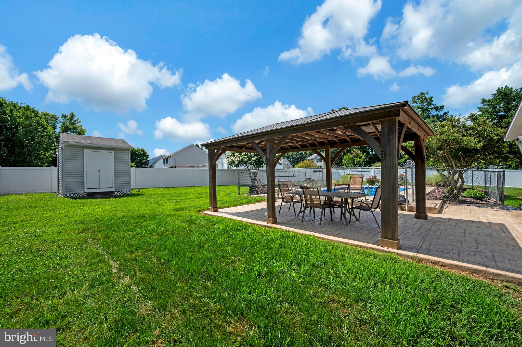 CEDAR RIDGE - Residential