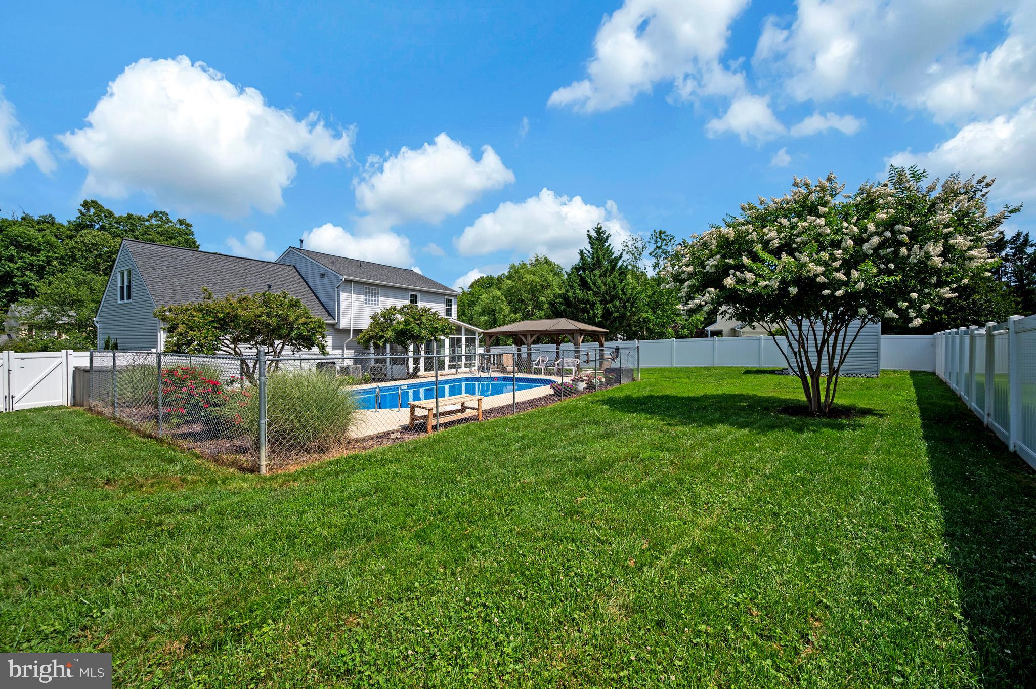 CEDAR RIDGE - Residential