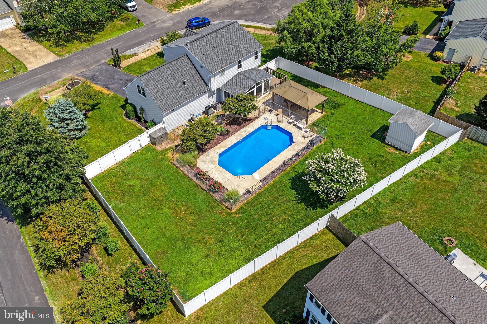 CEDAR RIDGE - Residential
