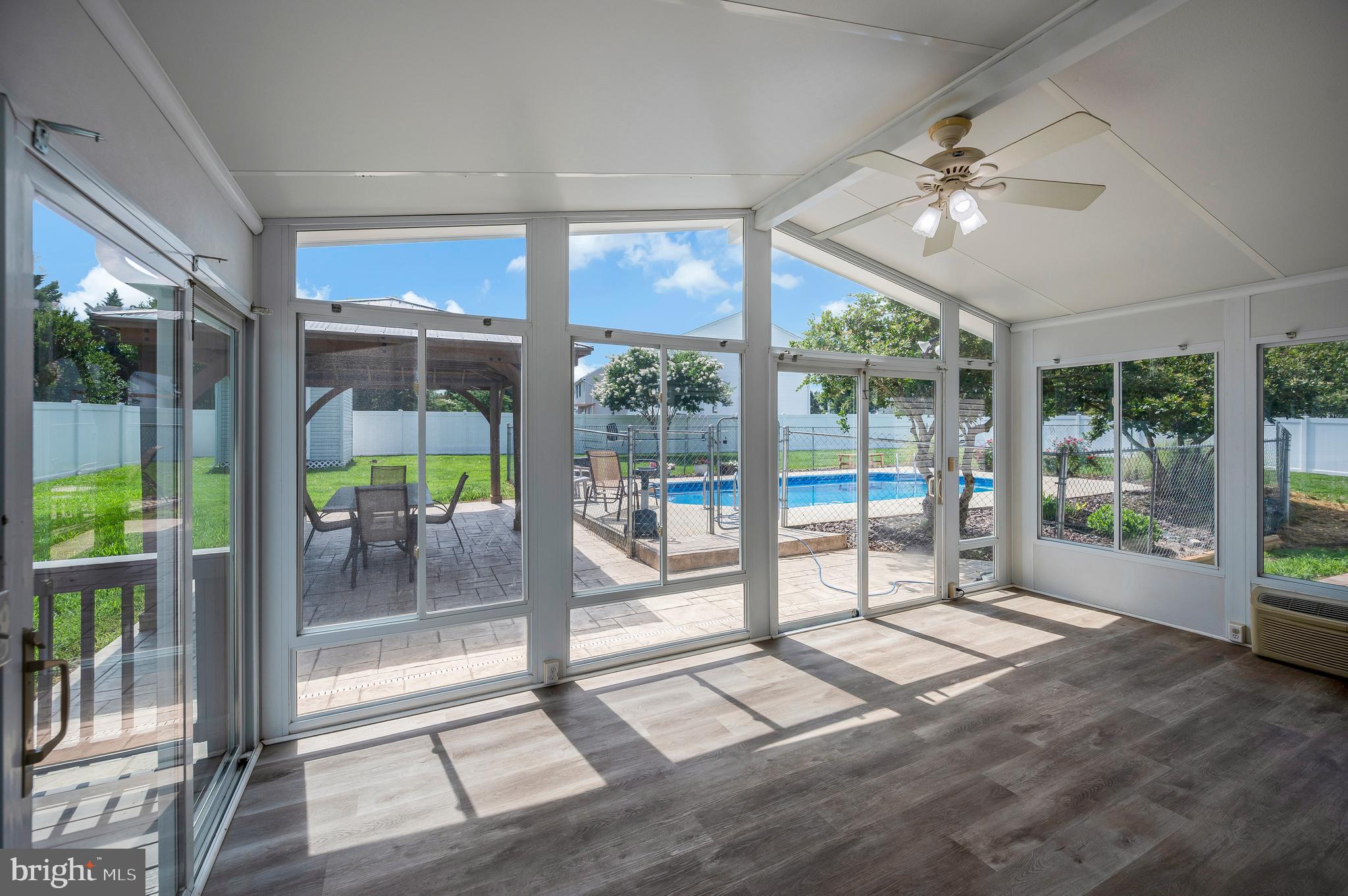 CEDAR RIDGE - Residential