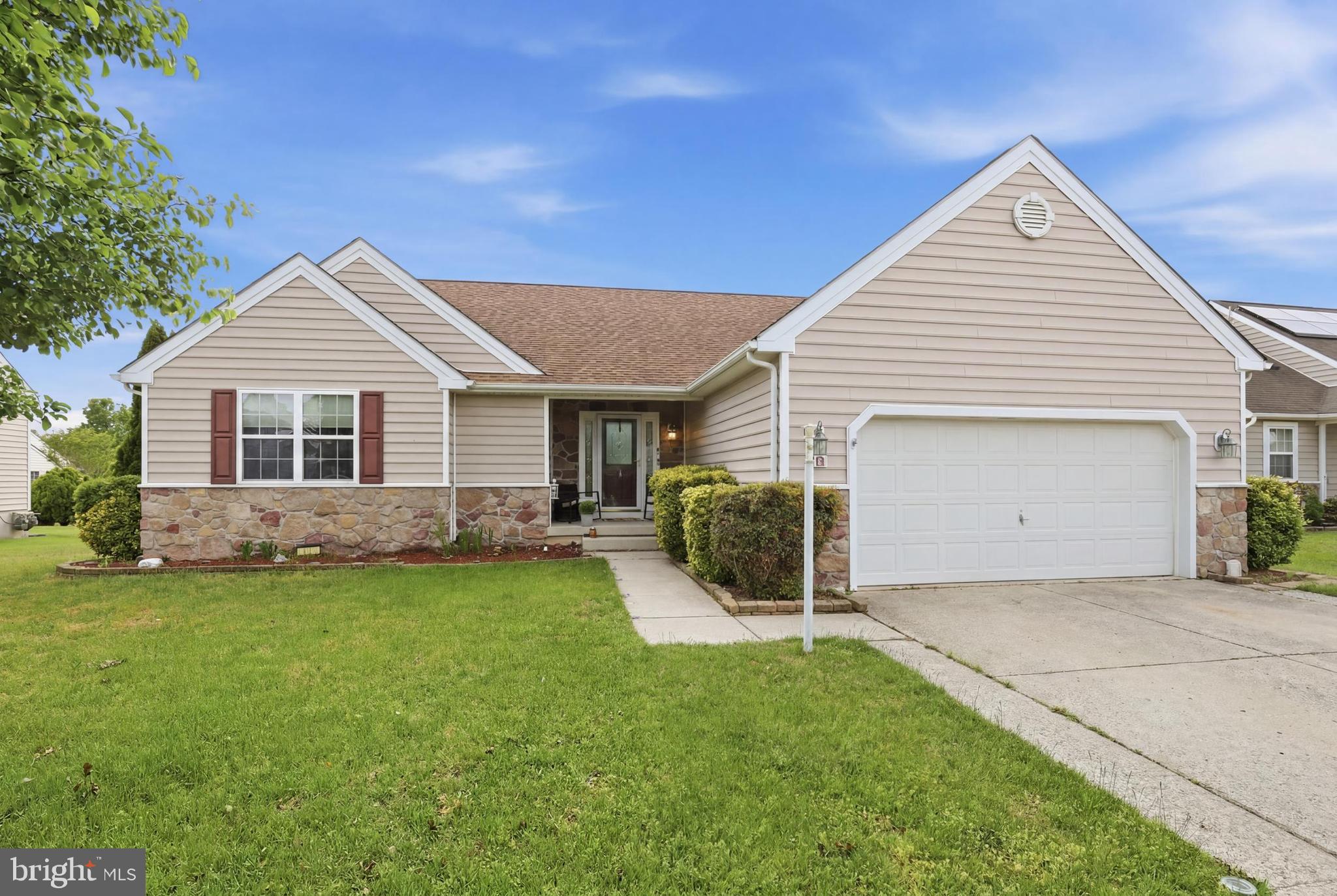 KNOTTS LANDING - Residential