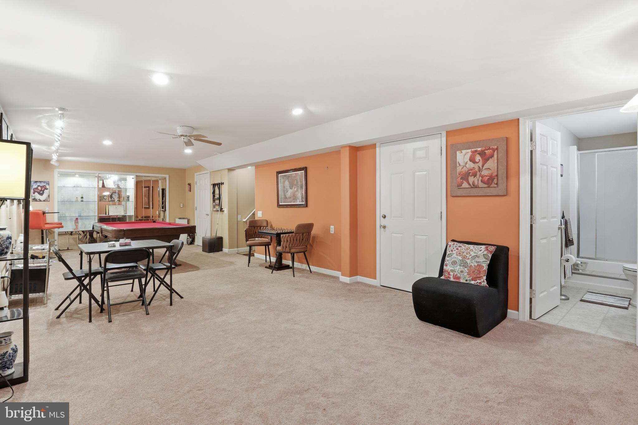 KNOTTS LANDING - Residential