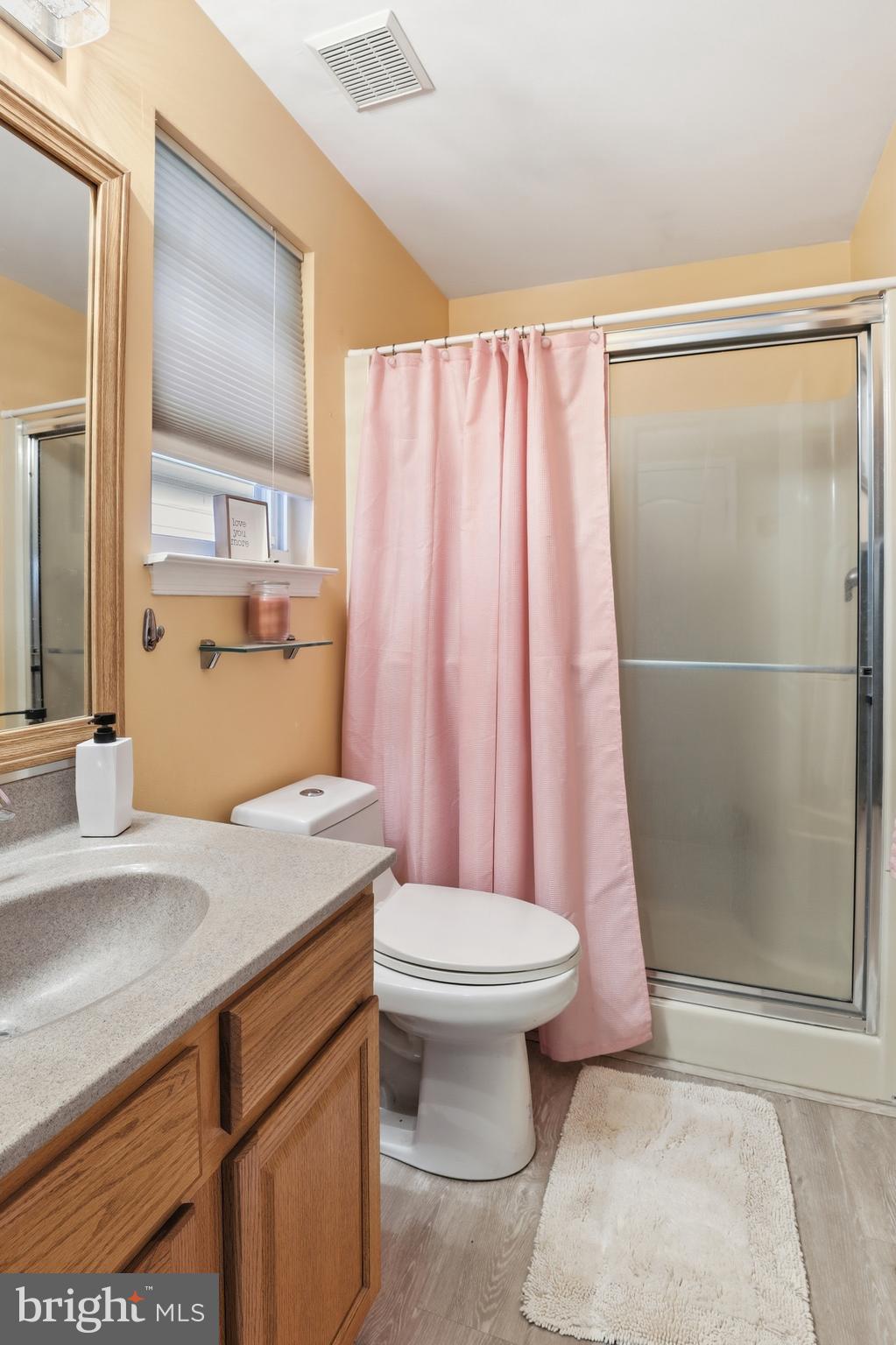 KNOTTS LANDING - Residential