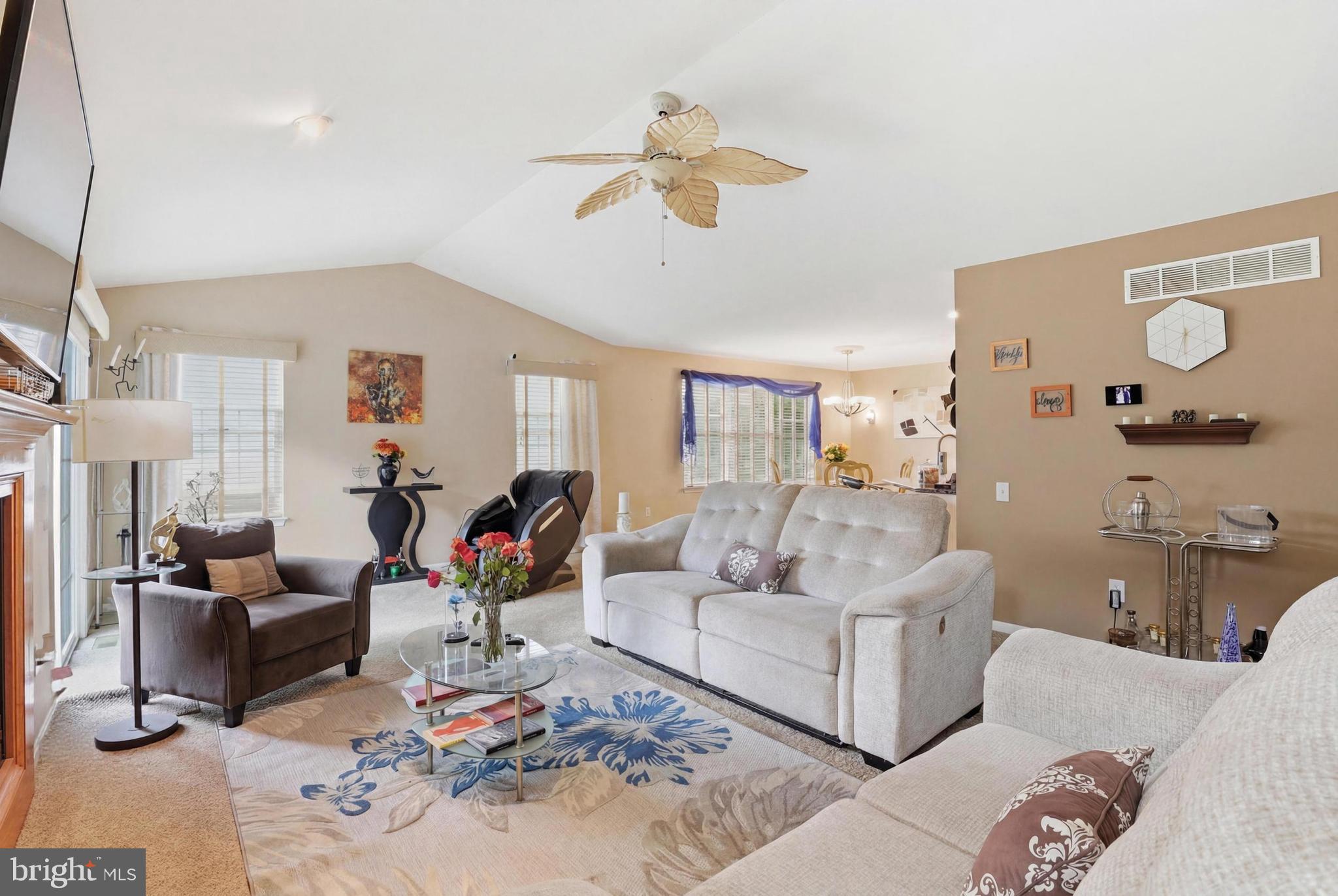 KNOTTS LANDING - Residential