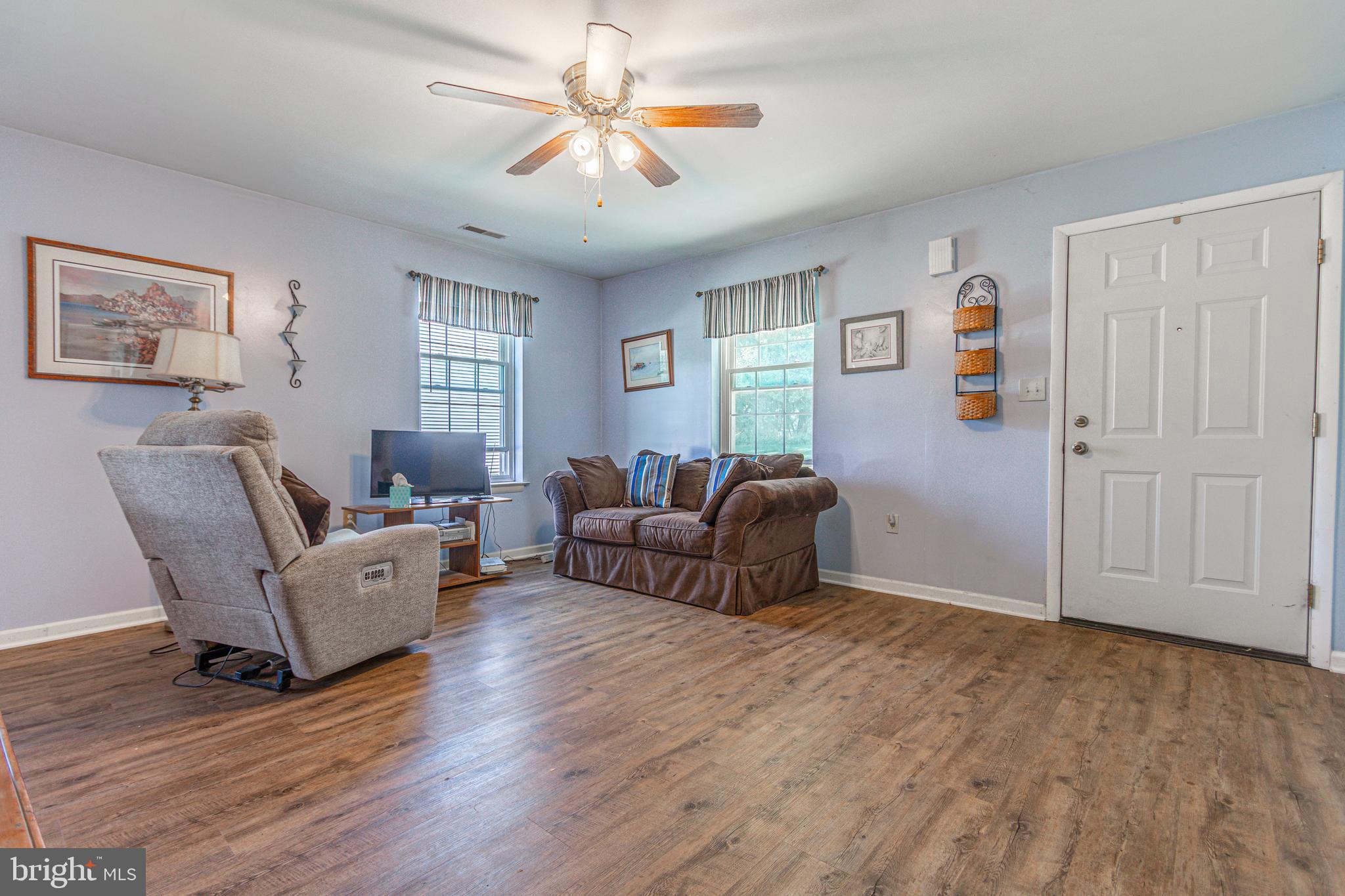 PARKSIDE TOWNHOMES - Residential