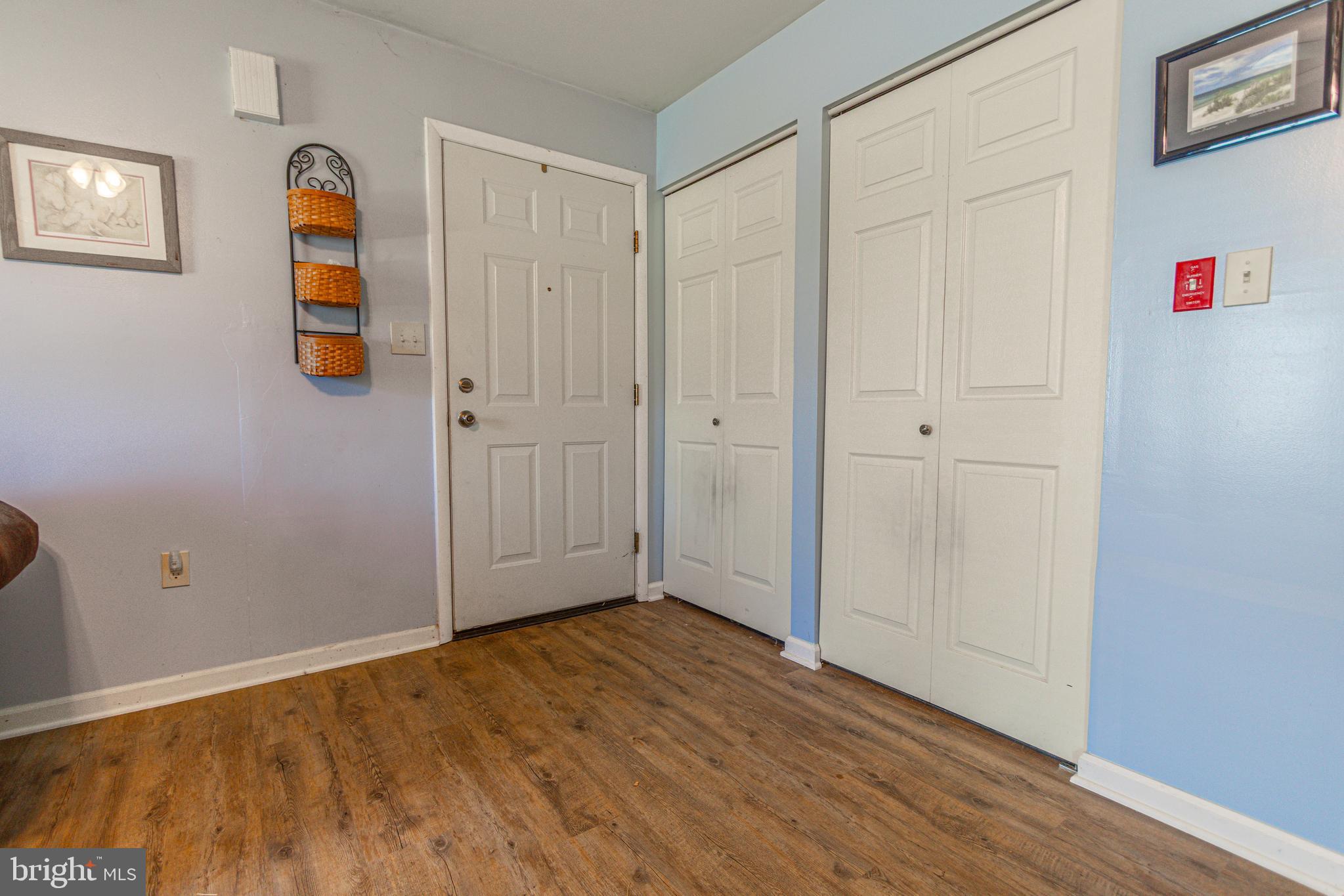 PARKSIDE TOWNHOMES - Residential