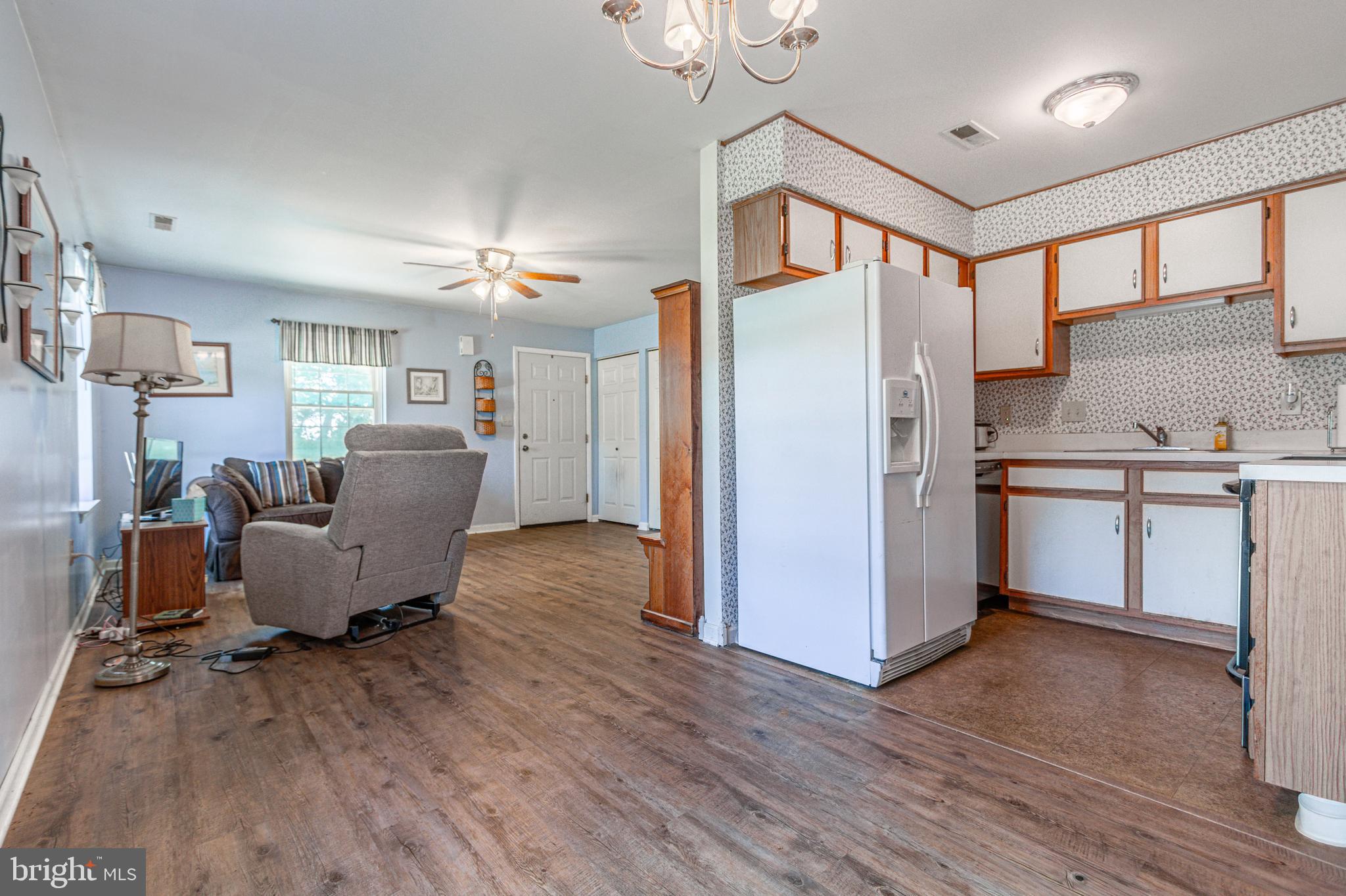 PARKSIDE TOWNHOMES - Residential