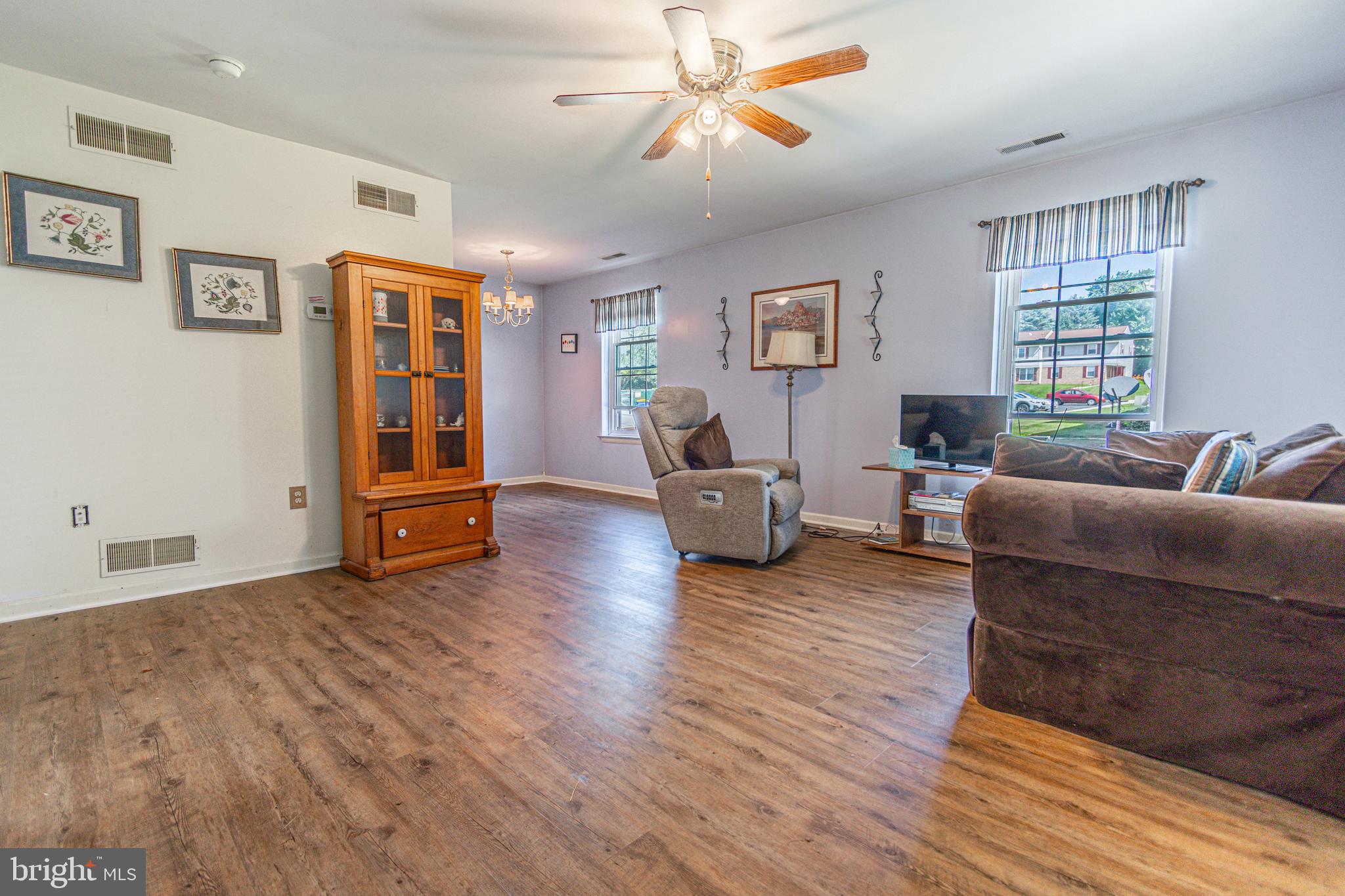 PARKSIDE TOWNHOMES - Residential