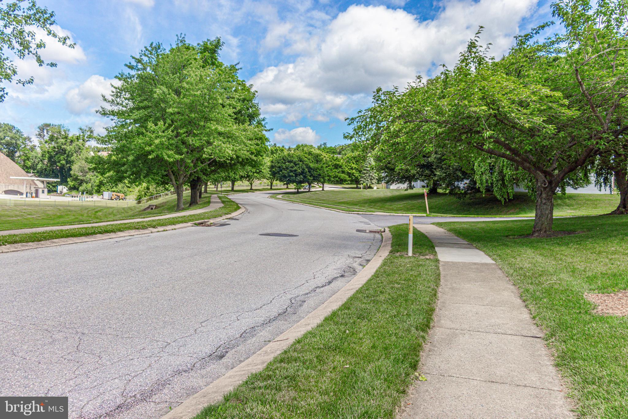 PARKSIDE TOWNHOMES - Residential