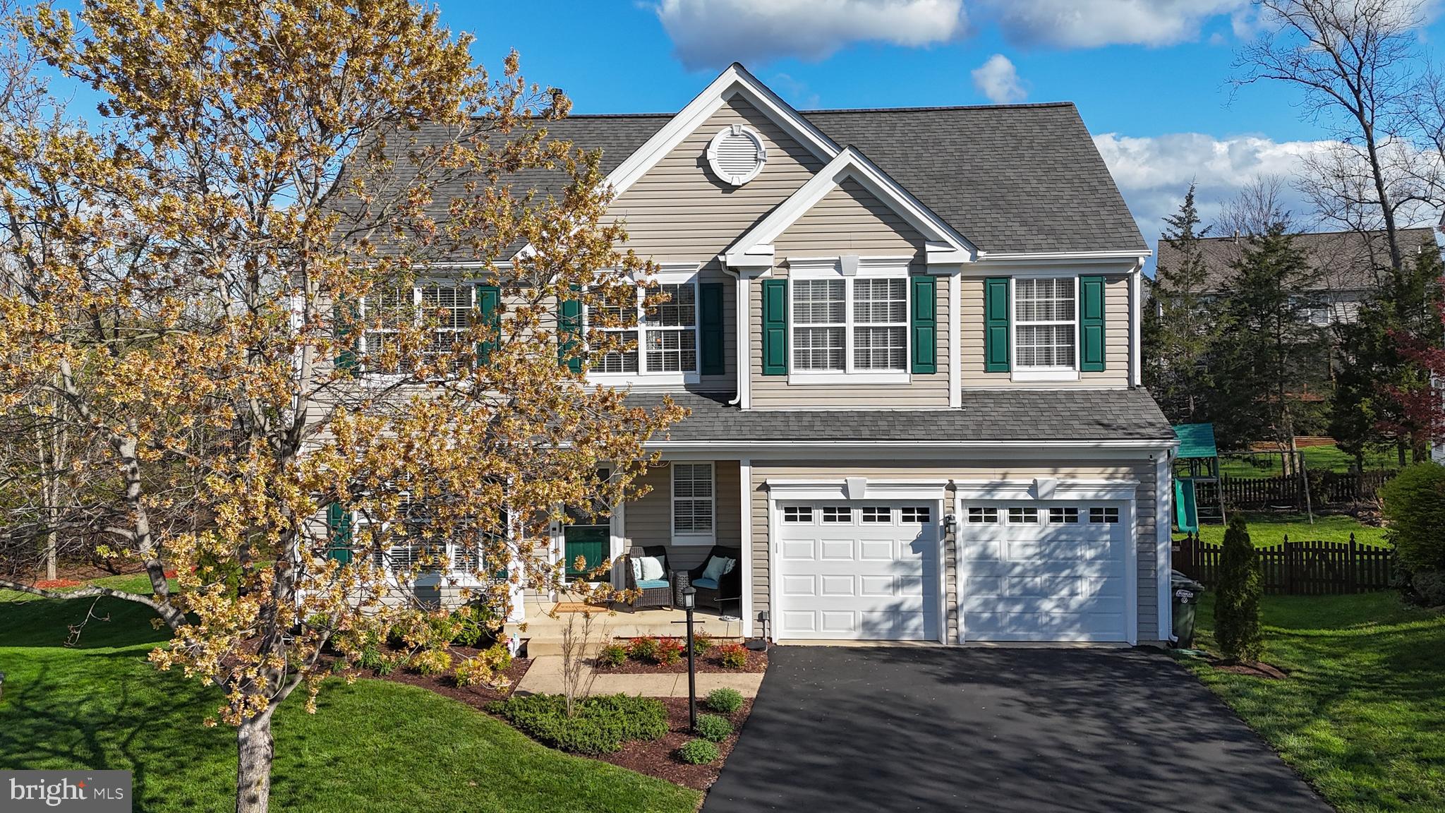 BRIDLEWOOD MANOR - Residential